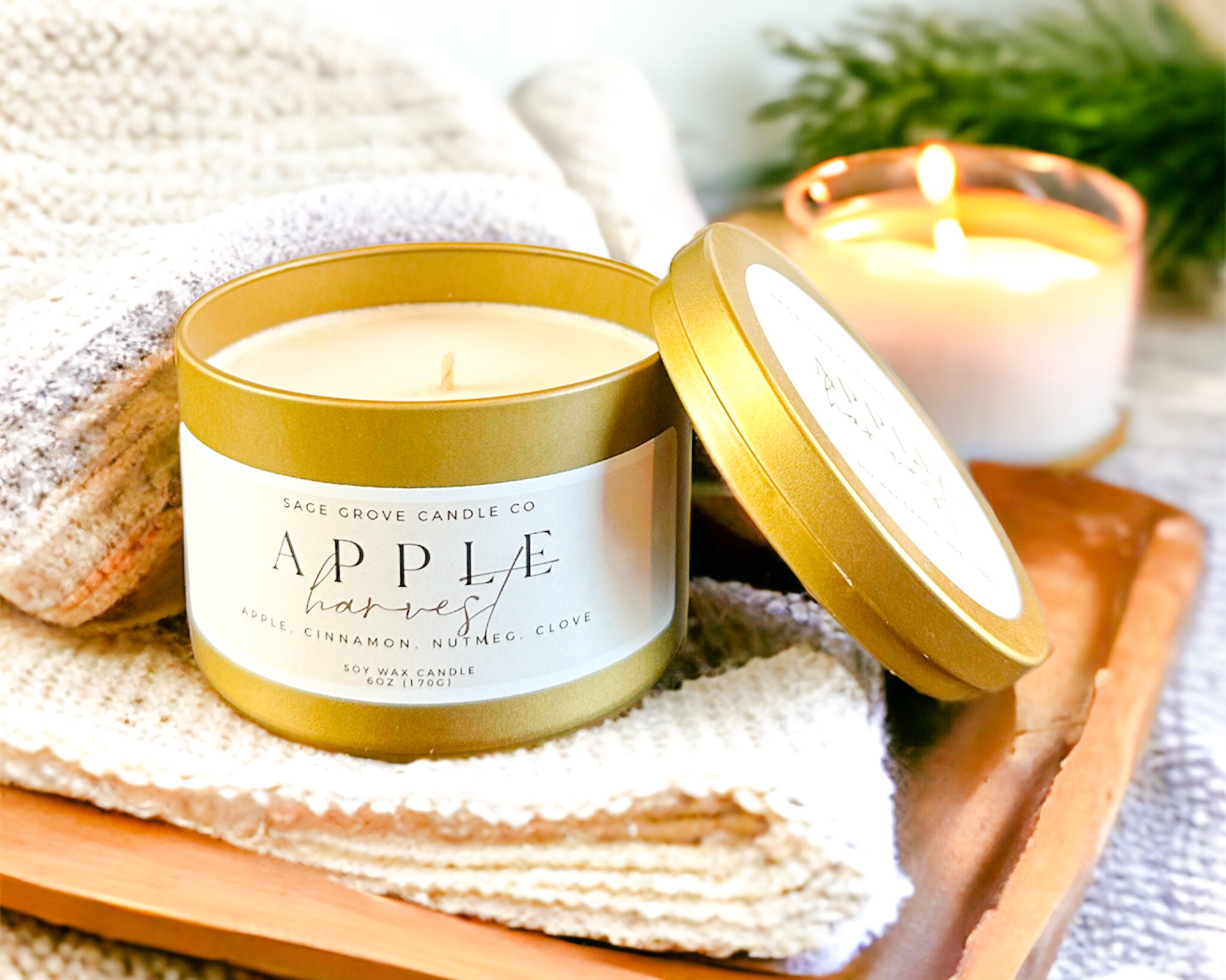 soy candle in gold tin